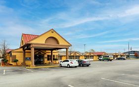 Suburban Studios Buffalo Airport